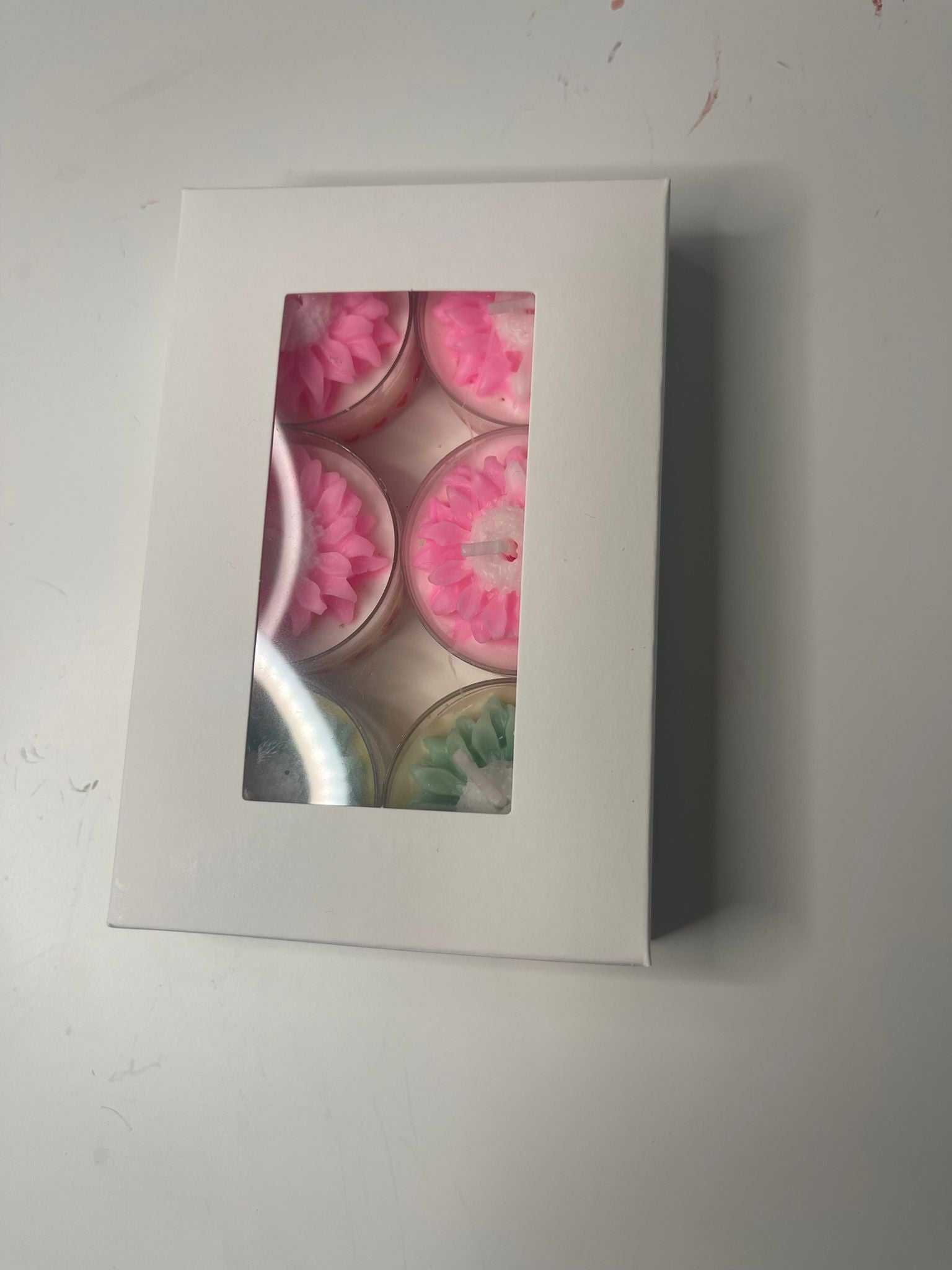Daisy Bloom Tea Light Gift Set