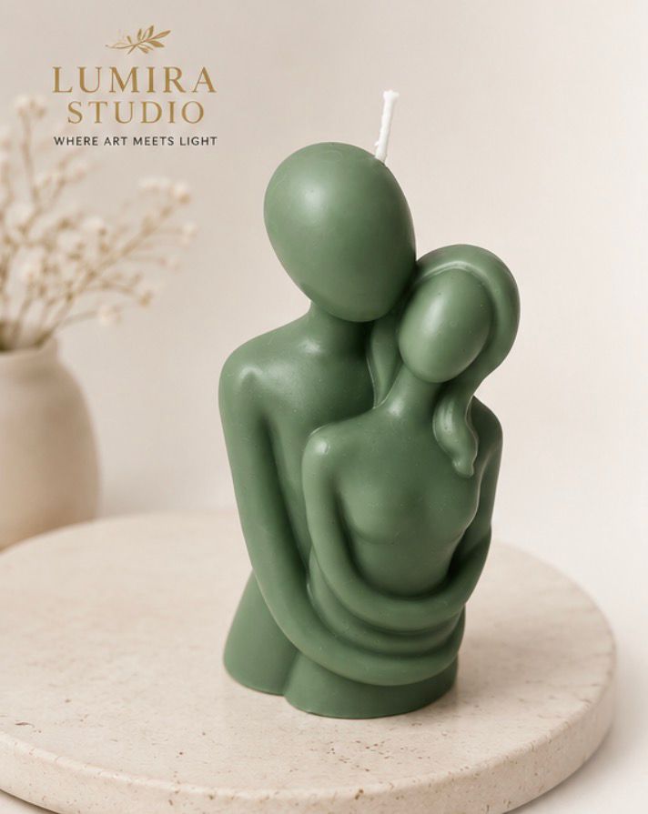 Embrace Couple Candle